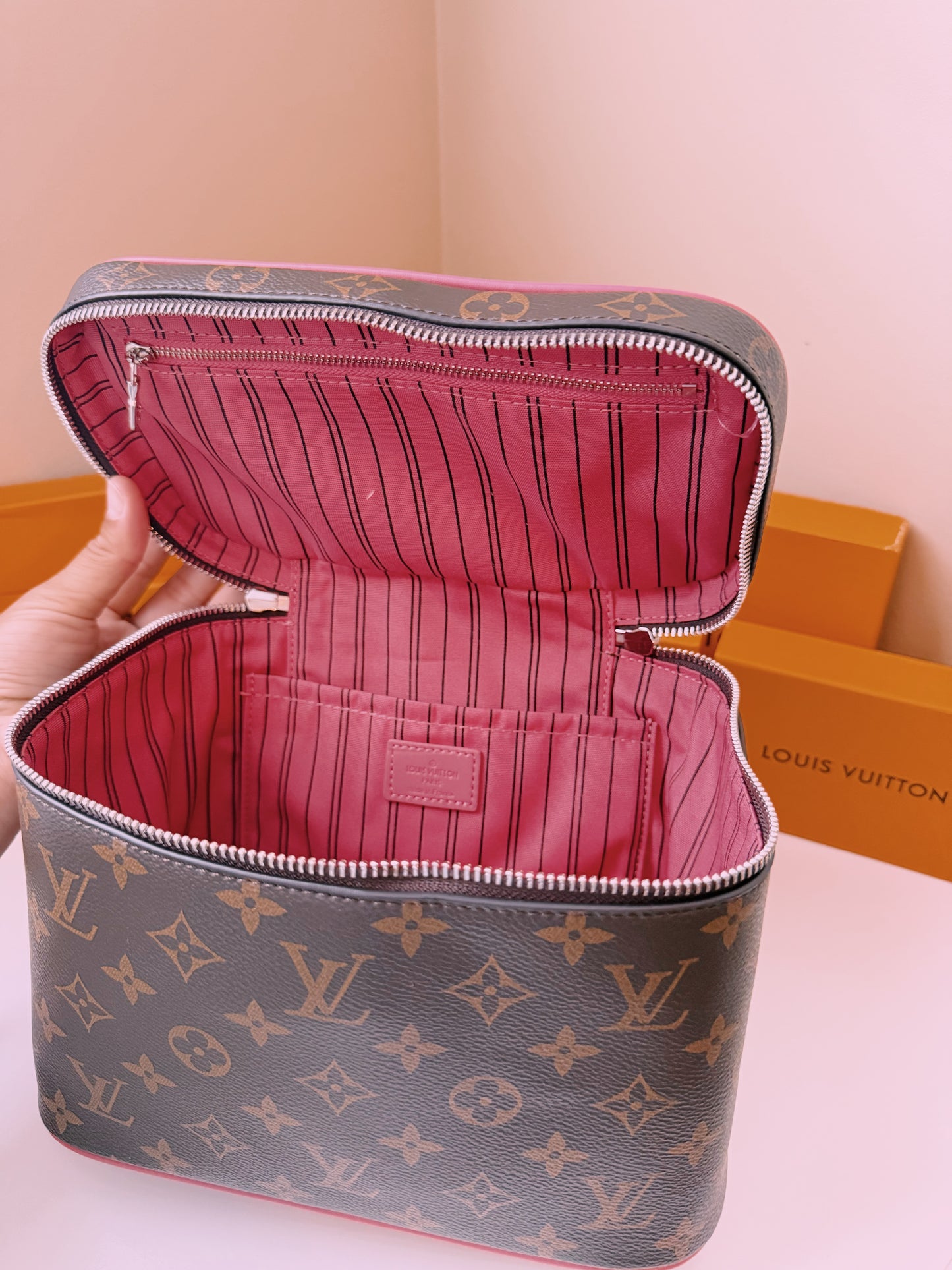 The Lily Makeup Tote