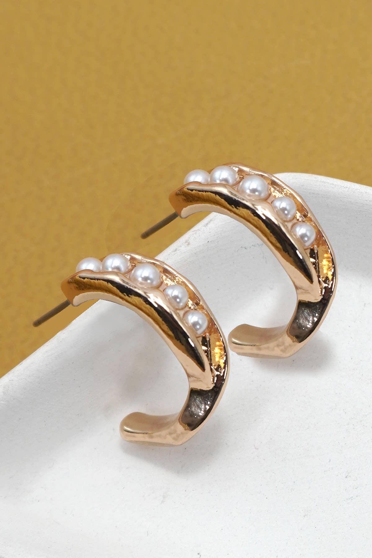 Harbor Pearl Hoops