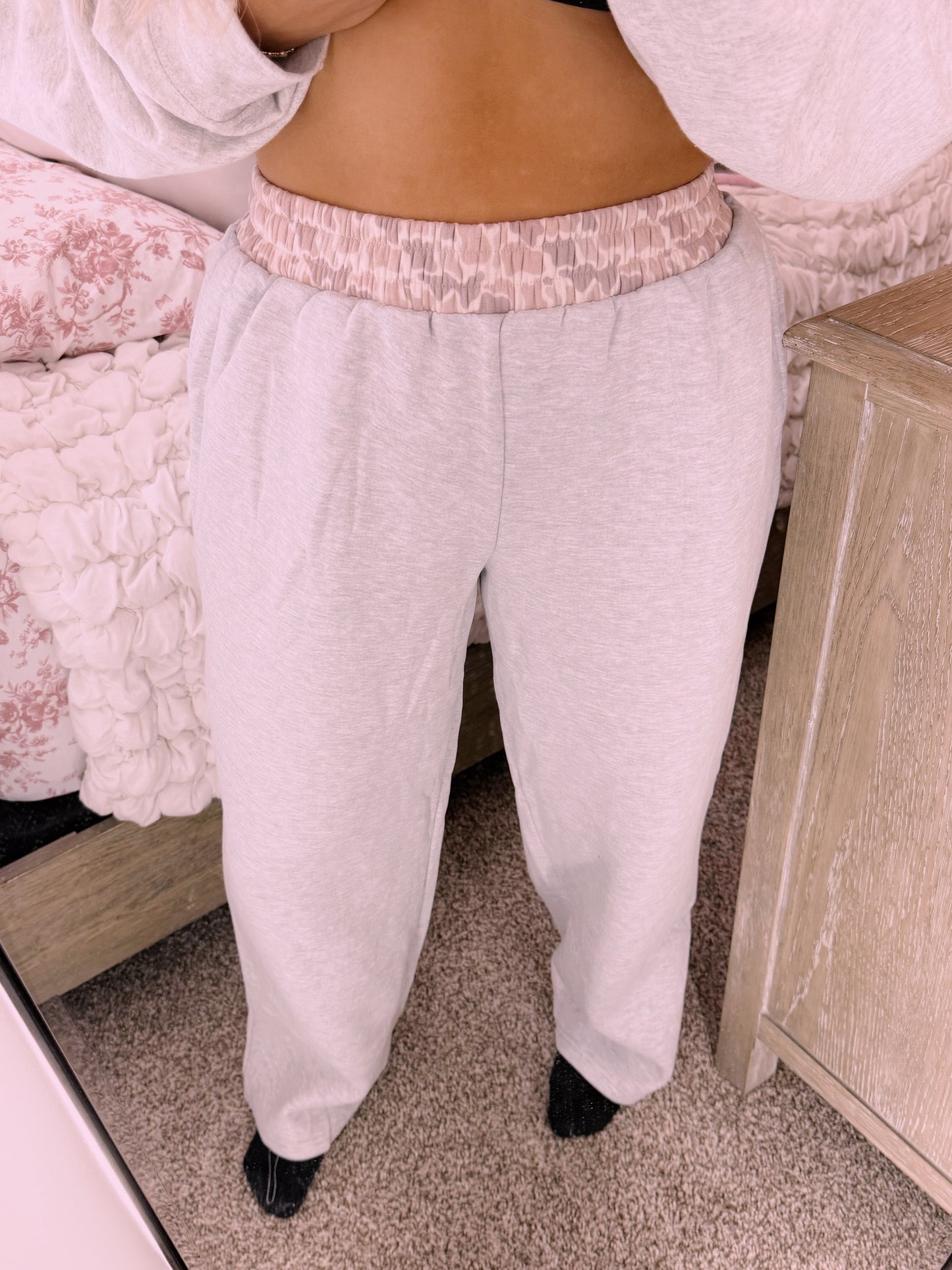 Duck Camo Waistband Sweatpants - Large