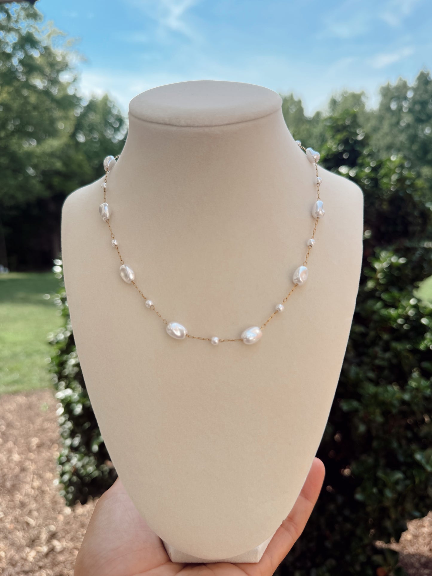 Costal Pearl Necklace