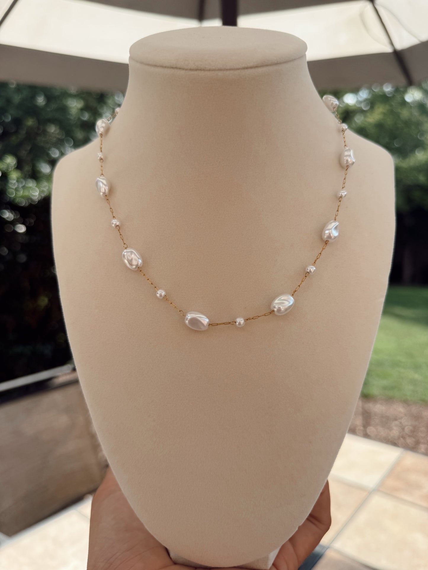 Costal Pearl Necklace