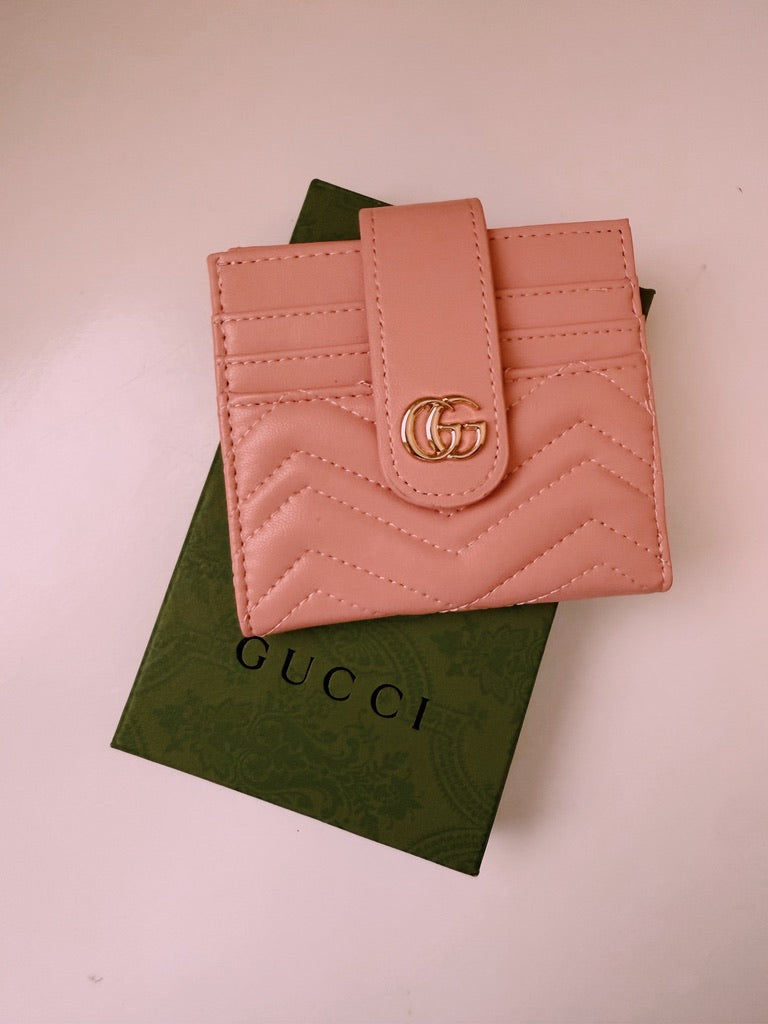 The Gia Snap Wallet