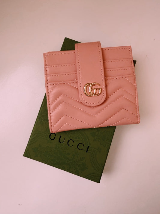 The Gia Snap Wallet