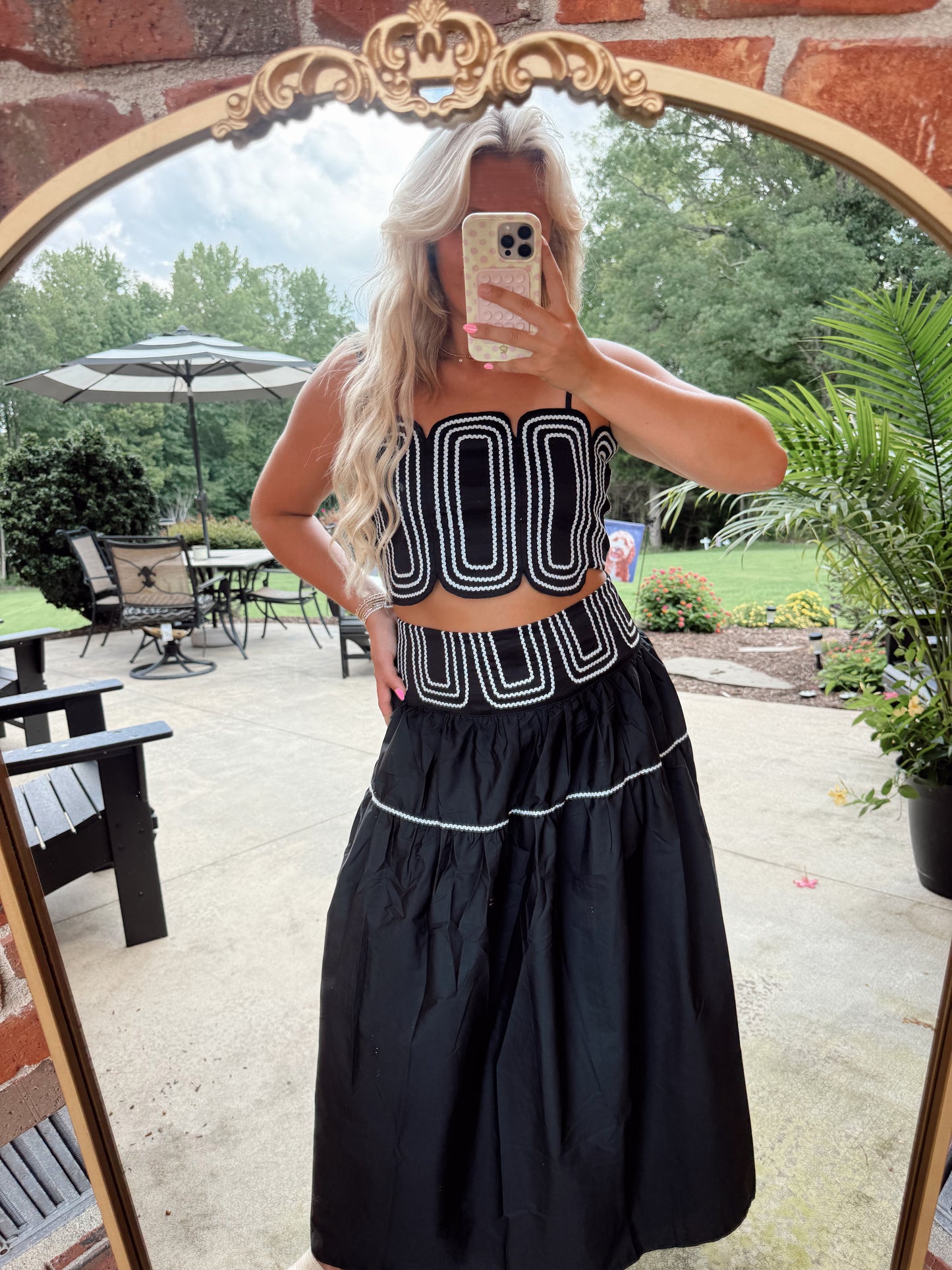 MIDNIGHT MANOR EMBROIDERED TOP & MIDI SKIRT SET - BLACK/SILVER