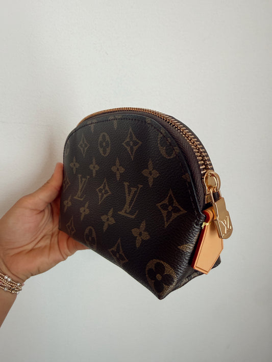 The Lexi Makeup Bag
